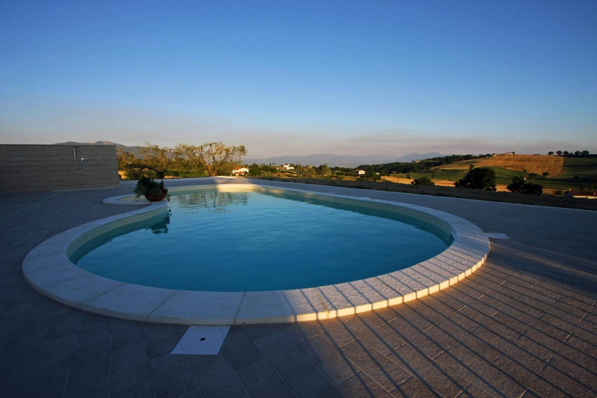 La Collina Del Girasole Villa Montecastrilli Exterior photo